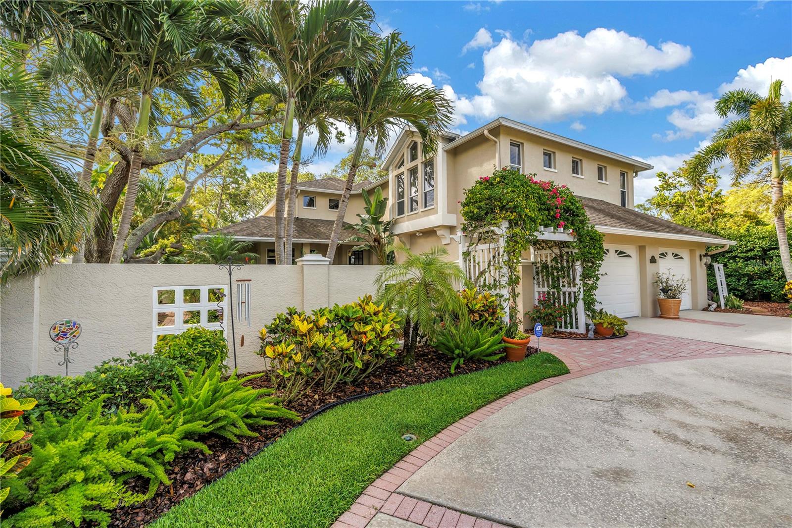 2269 KENT DRIVE
