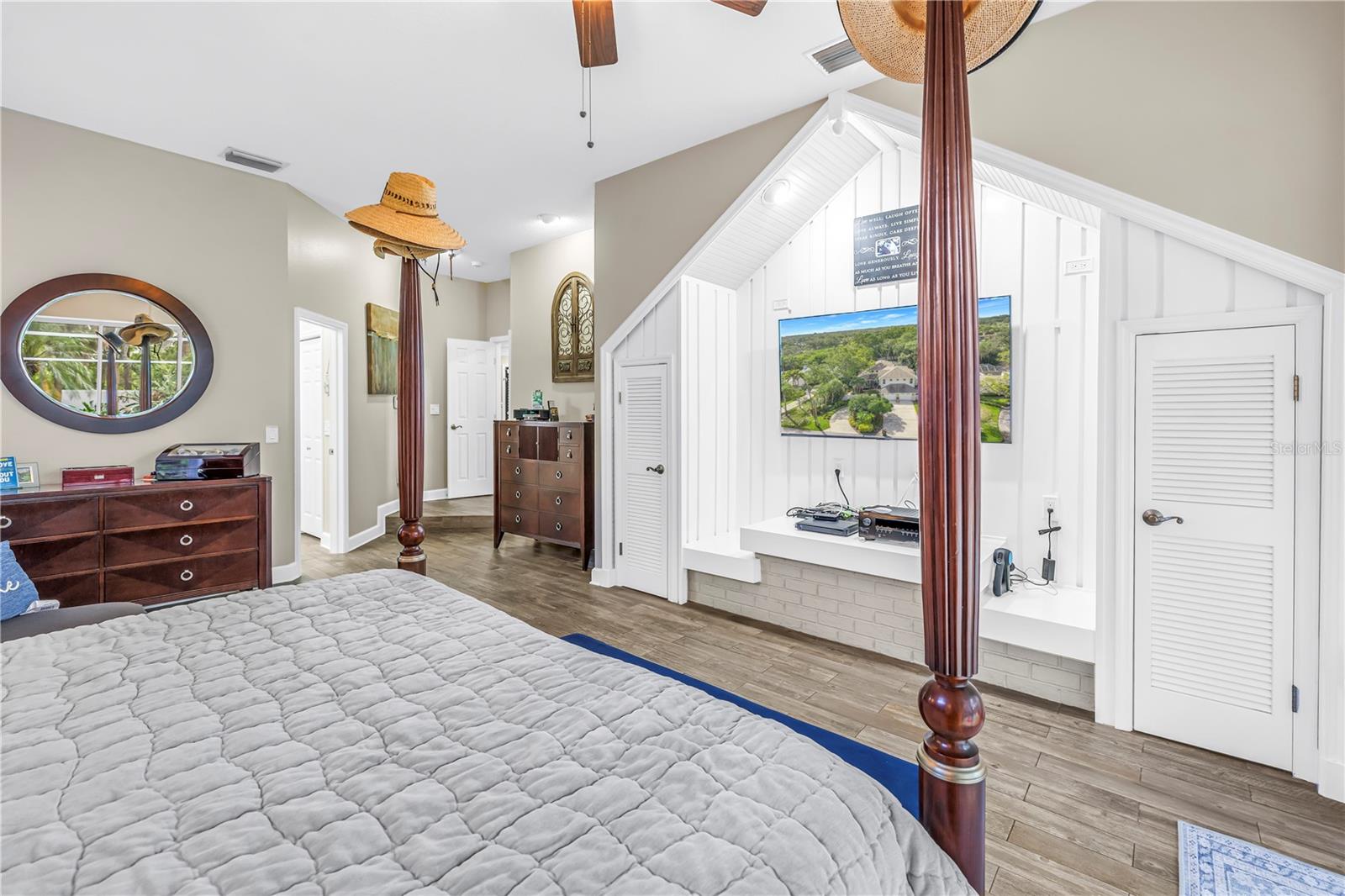 CARLTON ESTATES A PT REP OF LT 7 - Residential