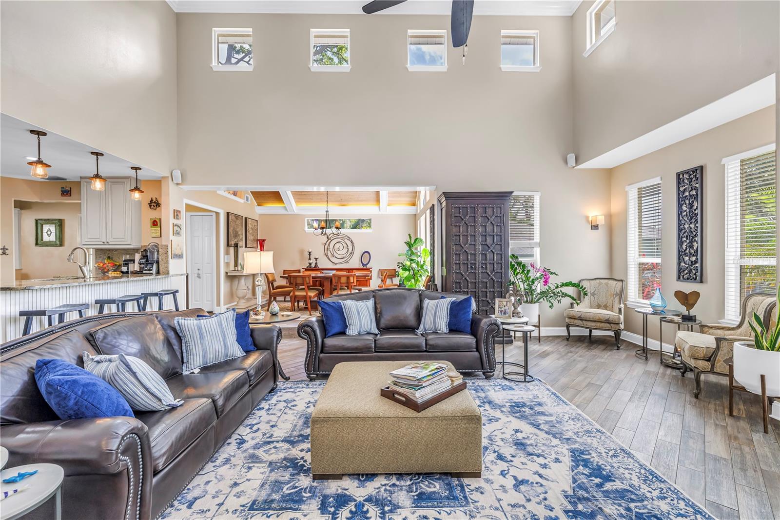CARLTON ESTATES A PT REP OF LT 7 - Residential