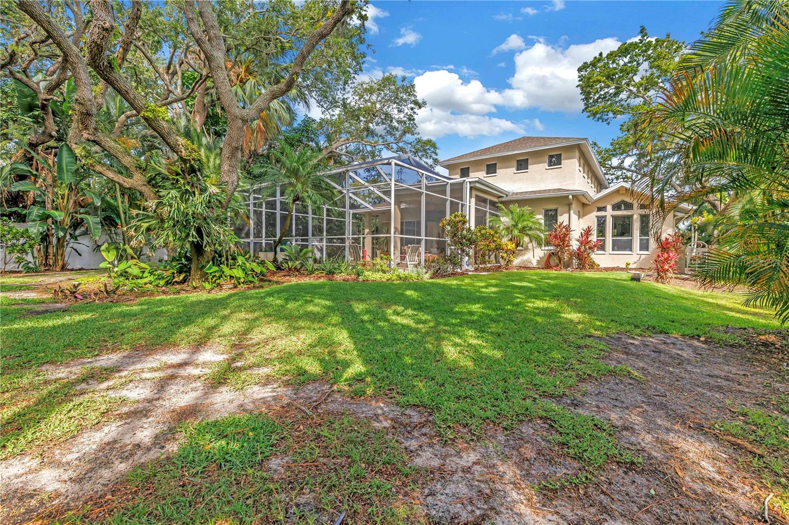 CARLTON ESTATES A PT REP OF LT 7 - Residential
