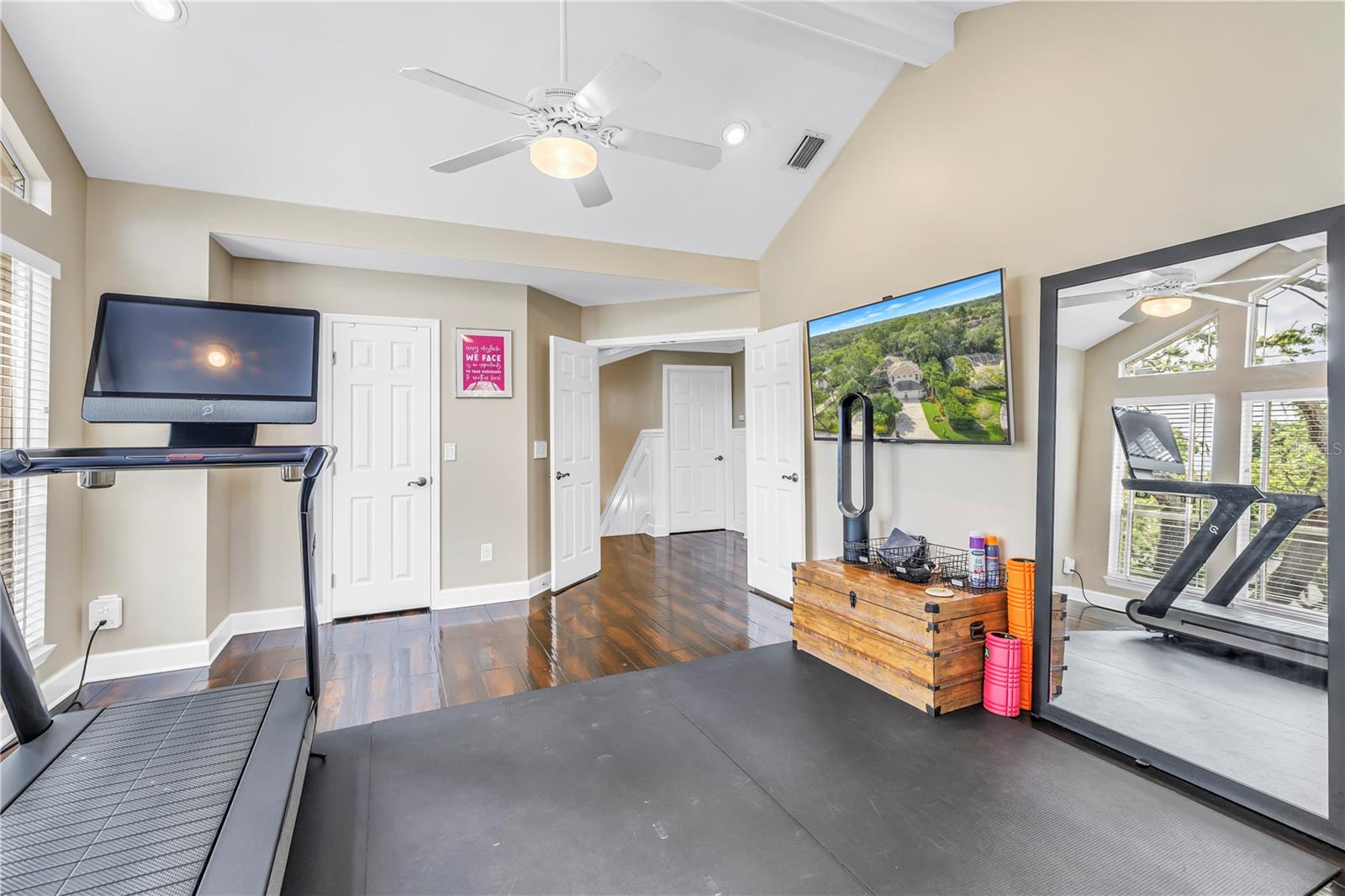 CARLTON ESTATES A PT REP OF LT 7 - Residential