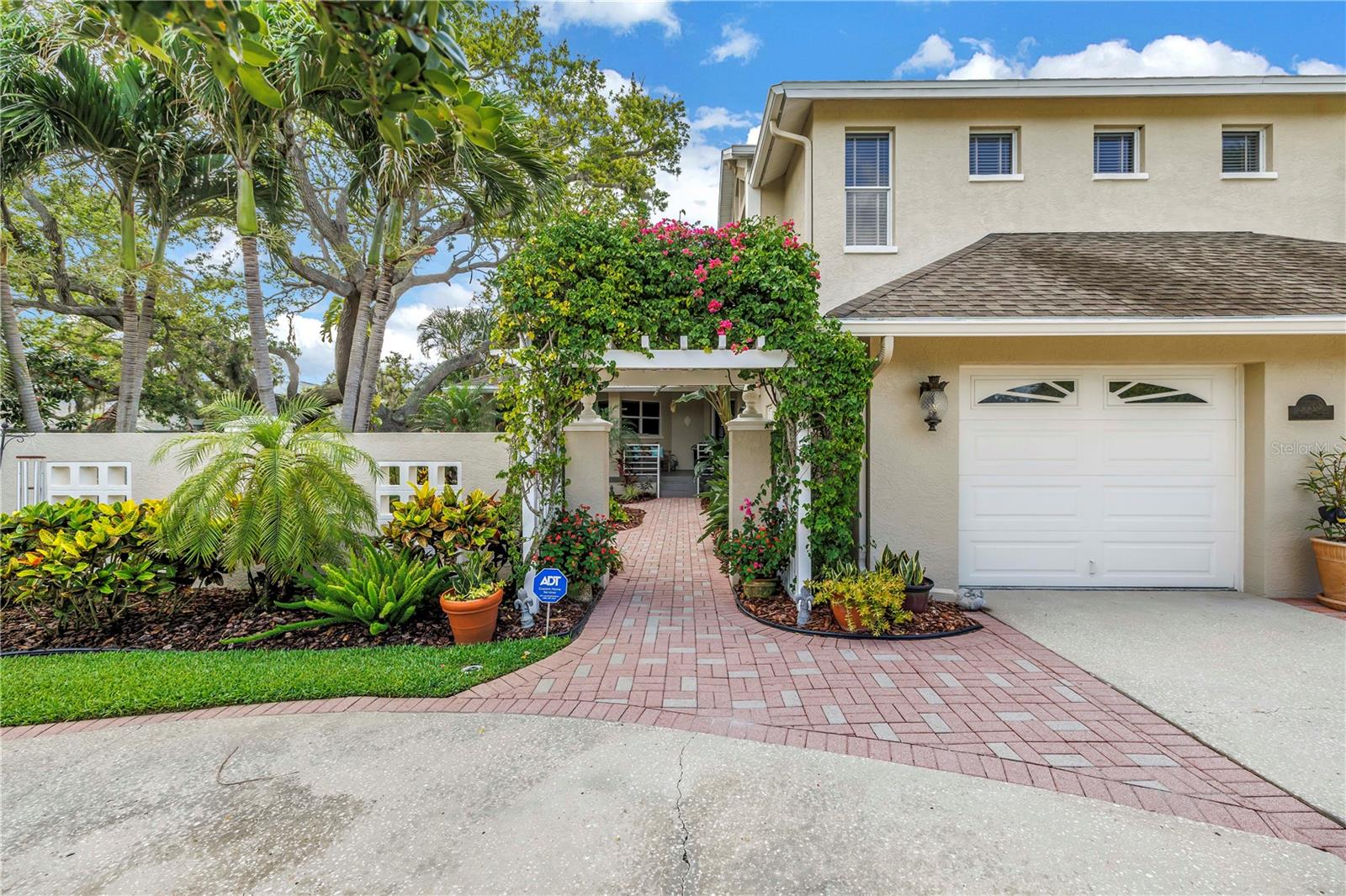 2269 KENT DRIVE