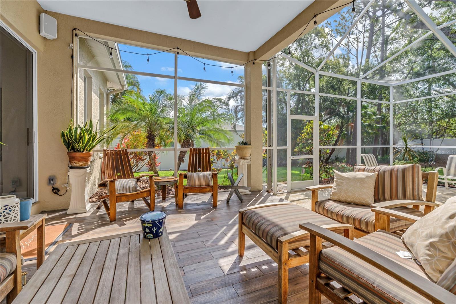 CARLTON ESTATES A PT REP OF LT 7 - Residential