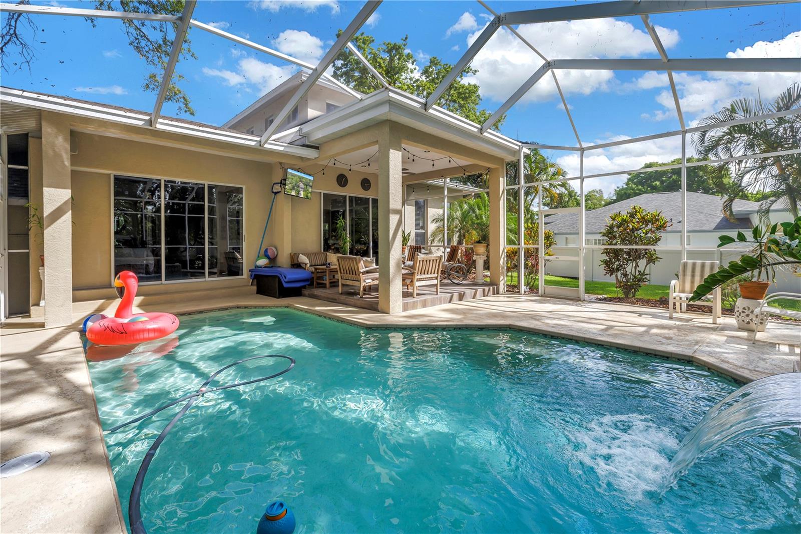 CARLTON ESTATES A PT REP OF LT 7 - Residential