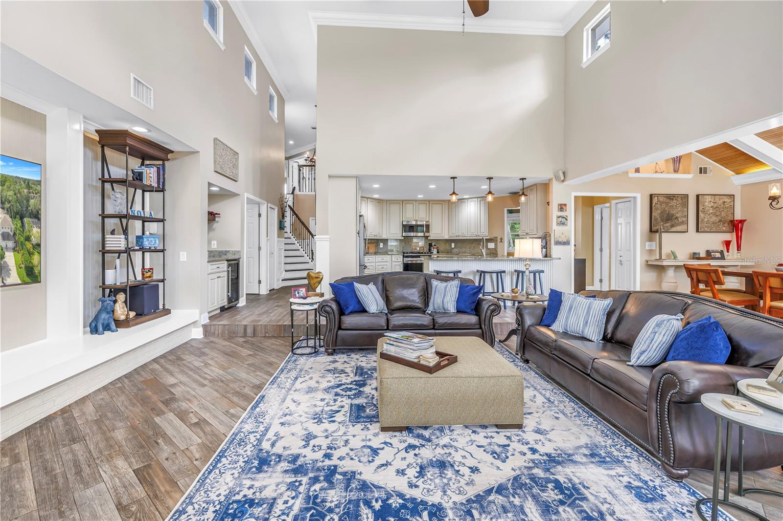 CARLTON ESTATES A PT REP OF LT 7 - Residential