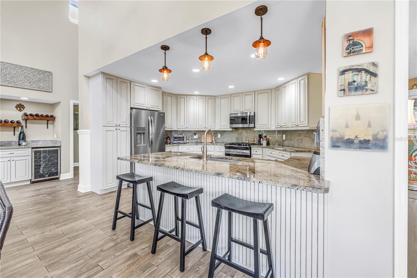CARLTON ESTATES A PT REP OF LT 7 - Residential