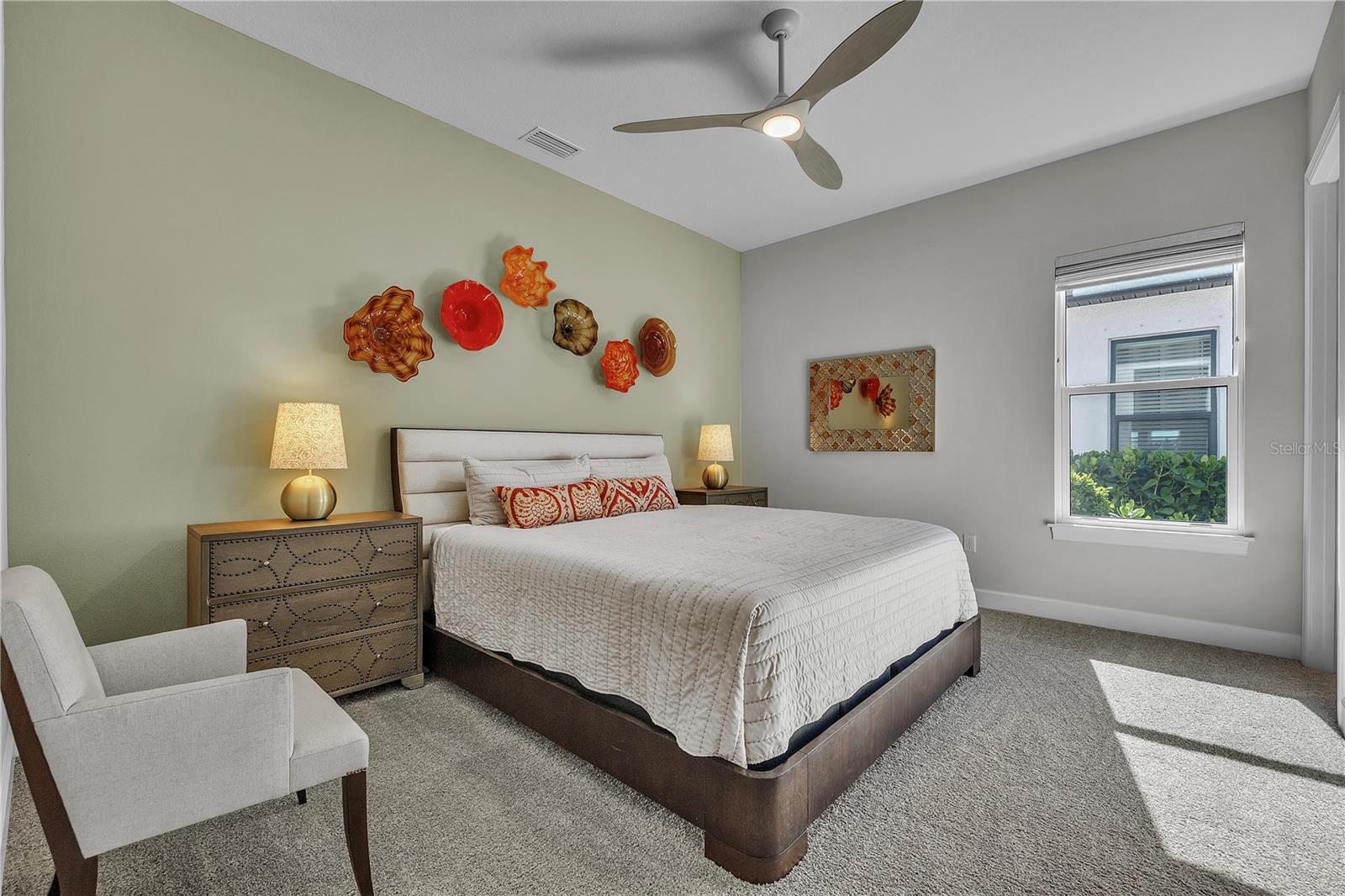 AZARIO ESPLANADE PH V - Residential