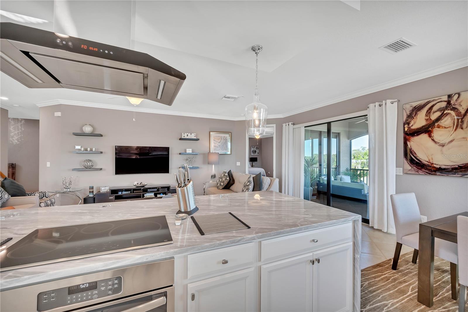 LAKEWOOD NATIONAL - Residential Lease