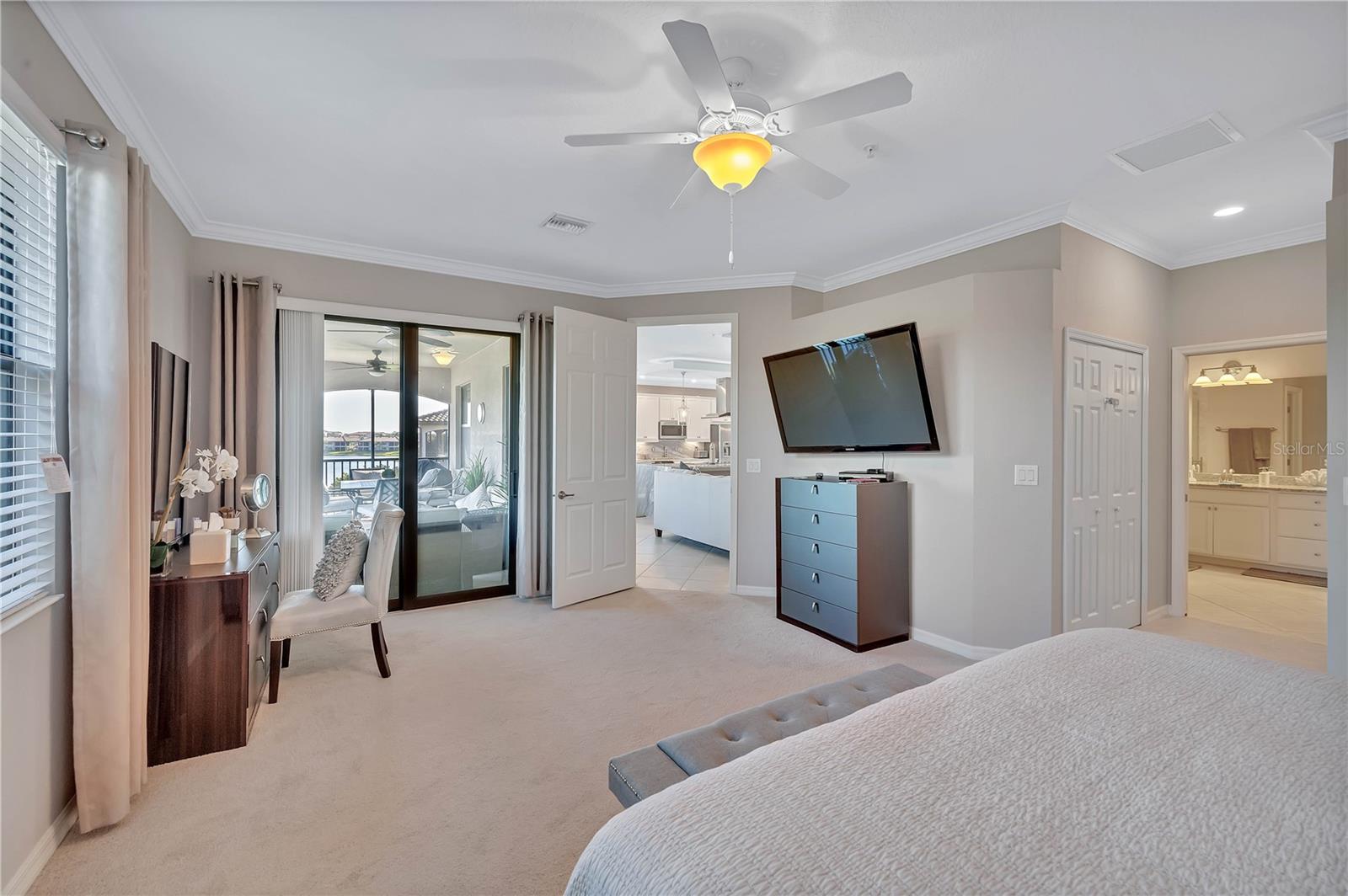 LAKEWOOD NATIONAL - Residential Lease