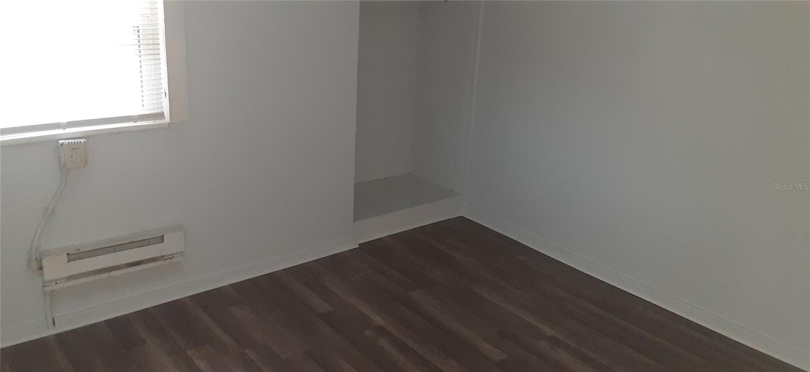 HUSTONS DAYTONA BEACH - Residential Income