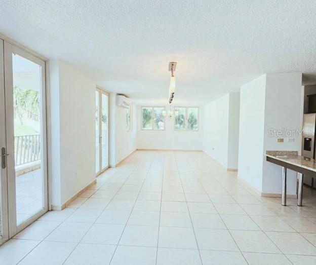 CONDOMINIO PUERTA DEL PARQUE, CAGUAS, PR - Residential