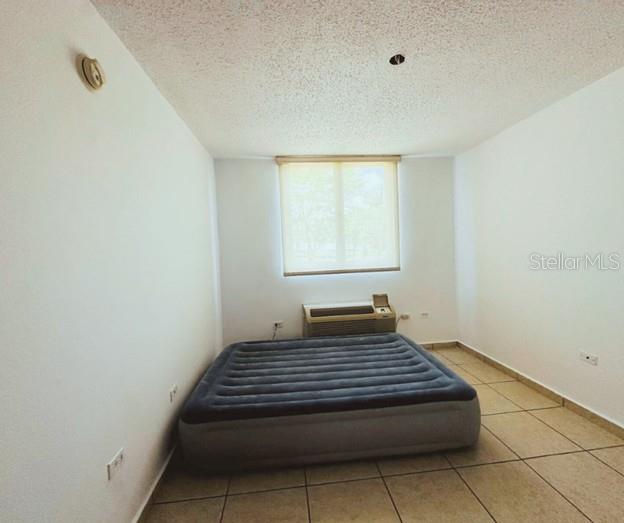 CONDOMINIO PUERTA DEL PARQUE, CAGUAS, PR - Residential