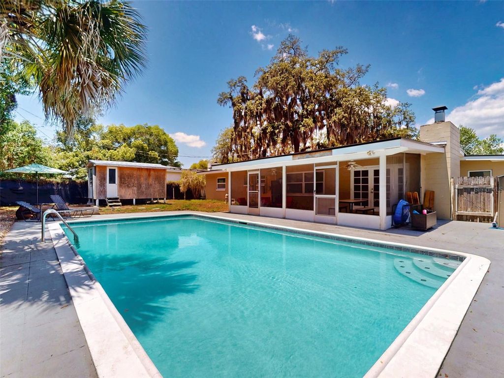 Photo of 5802 Deerfield Road, Orlando, FL 32808 (MLS # O6408253)