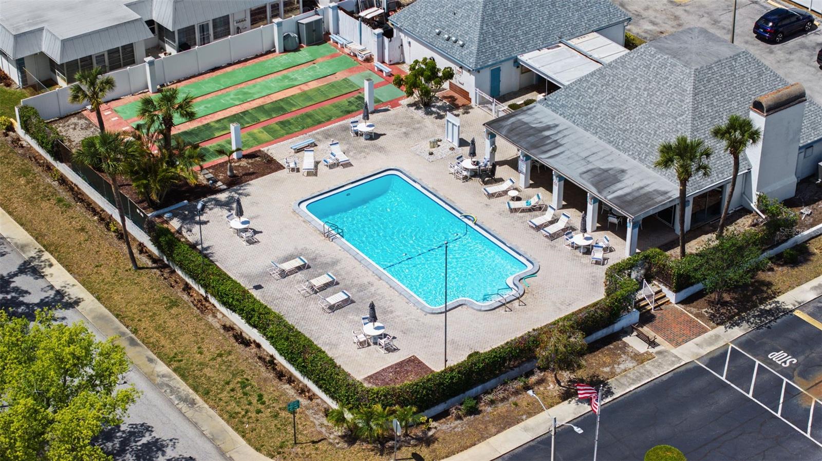 GARDENS BEACON SQUARE - Residential