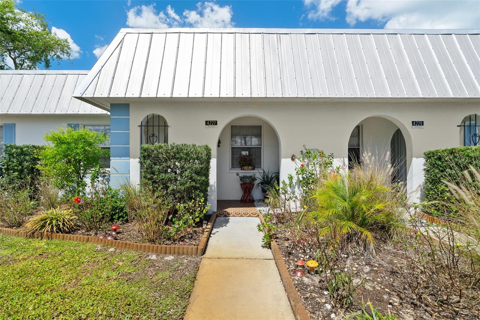 GARDENS BEACON SQUARE - Residential