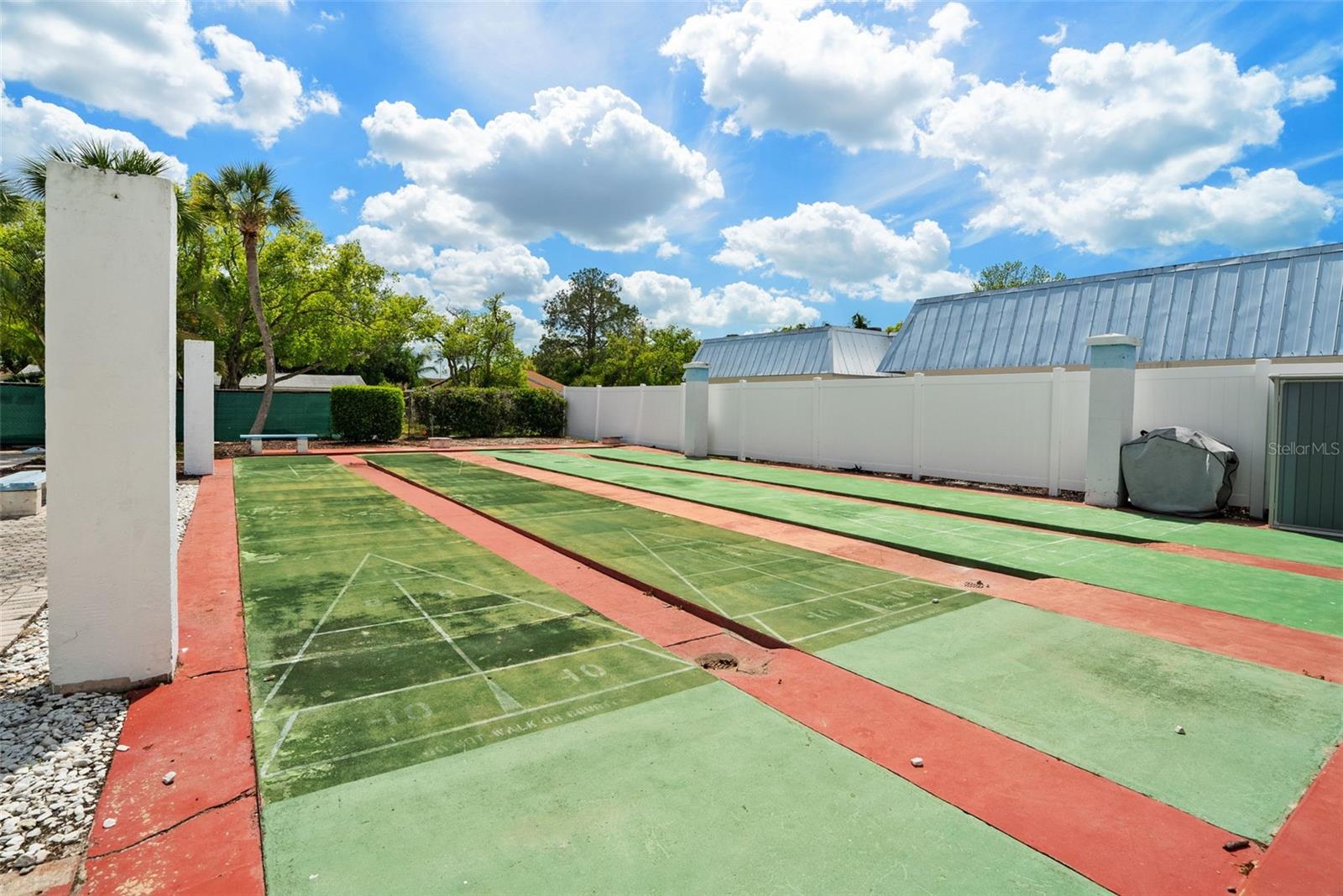 GARDENS BEACON SQUARE - Residential