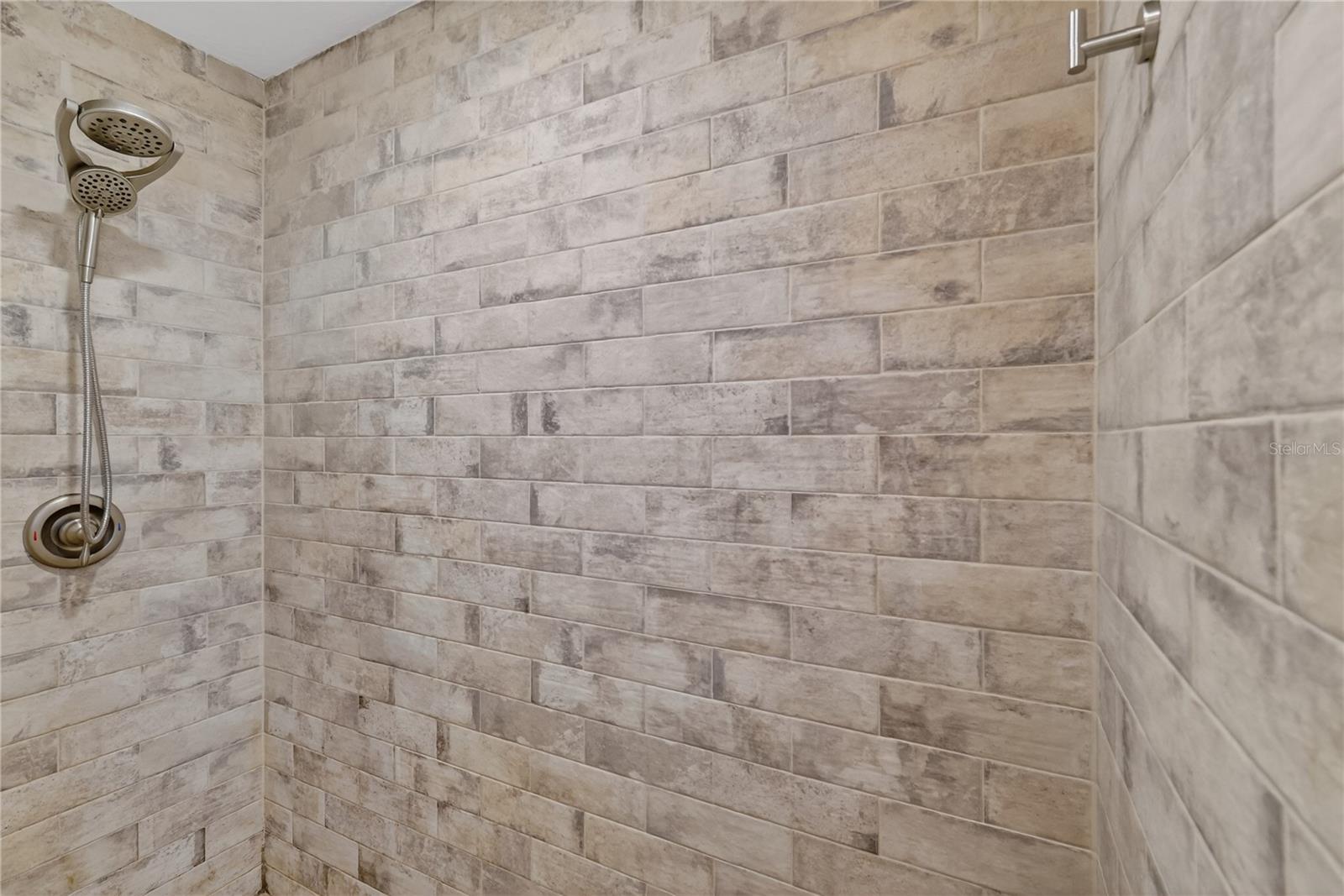 WEKIVA HUNT CLUB 2 FOX HUNT SEC 2 - Residential