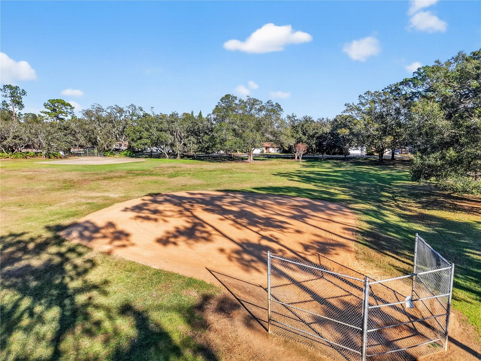 WEKIVA HUNT CLUB 2 FOX HUNT SEC 2 - Residential