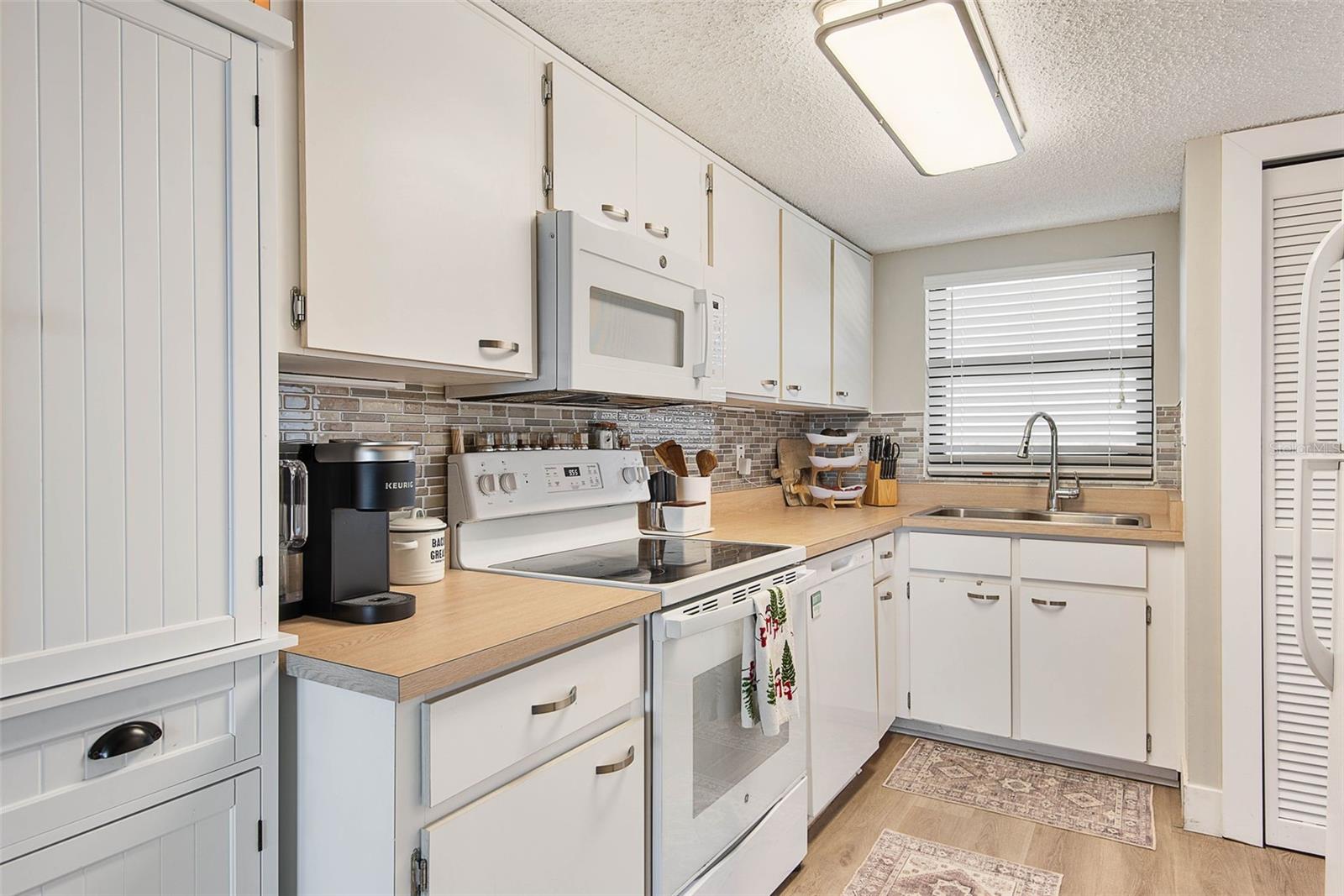 SEABRIDGE CONDO - Residential