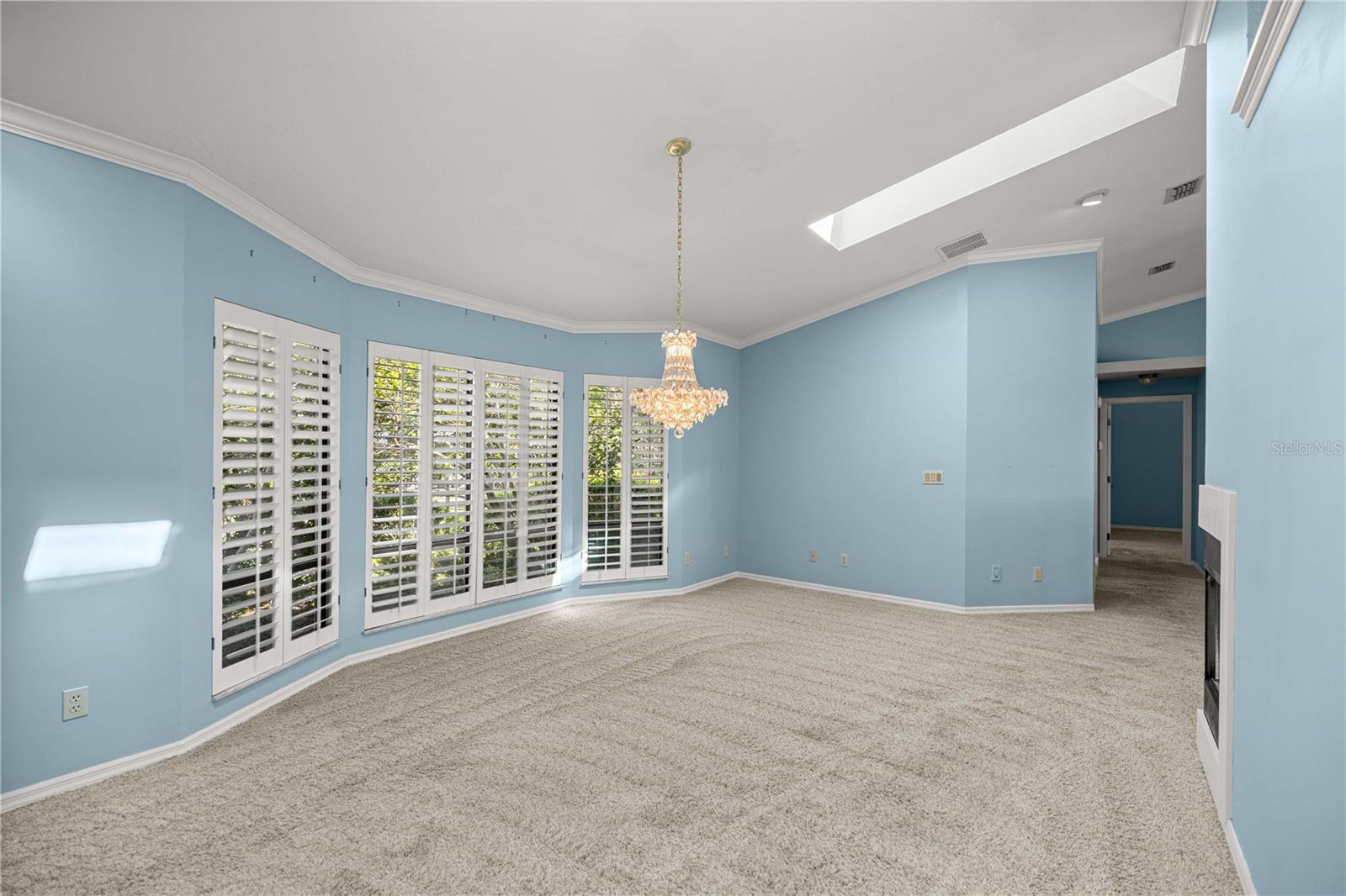 HICKORY MEADOWS - Residential