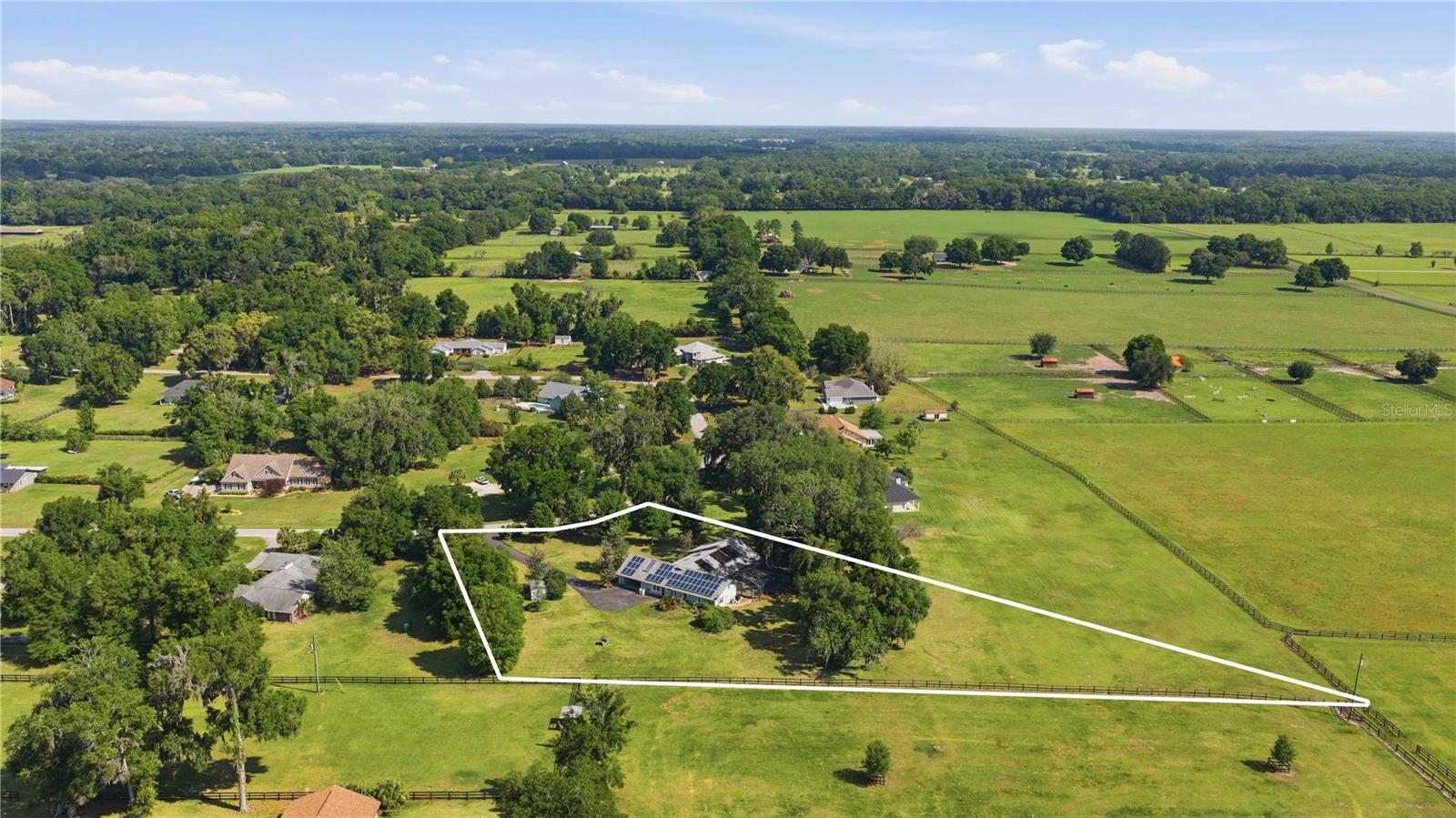 HICKORY MEADOWS - Residential