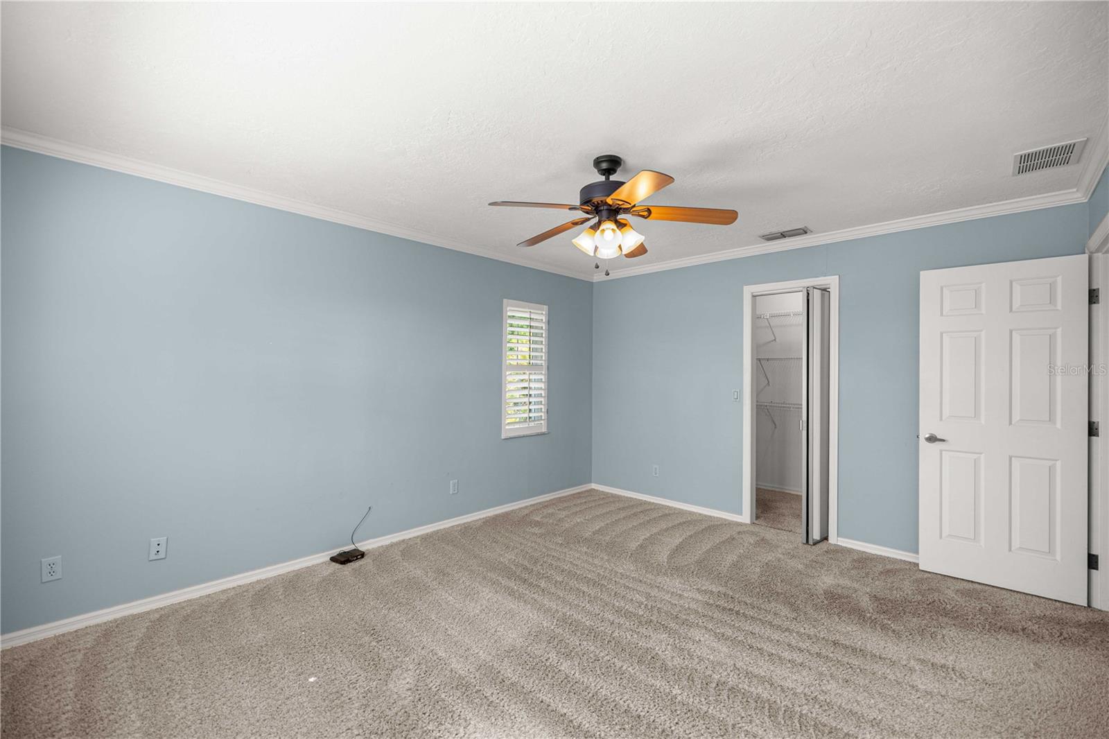 HICKORY MEADOWS - Residential