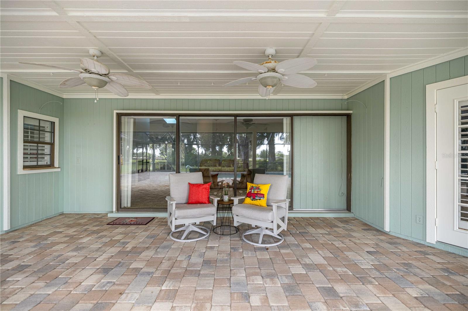 HICKORY MEADOWS - Residential