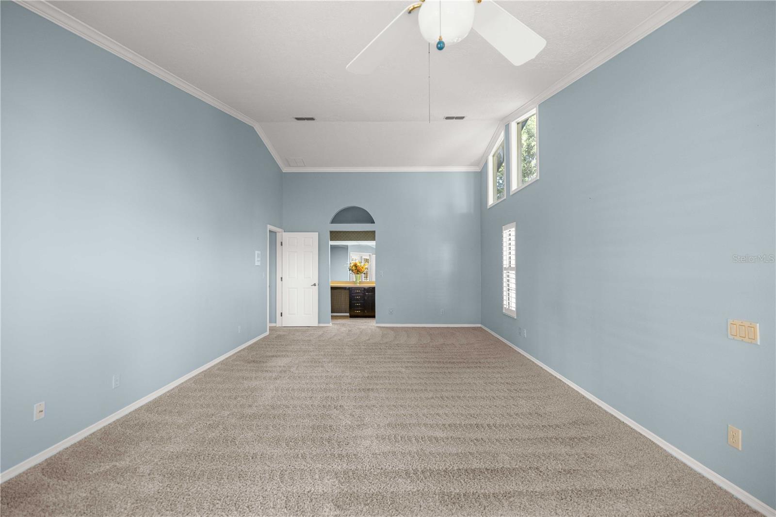 HICKORY MEADOWS - Residential