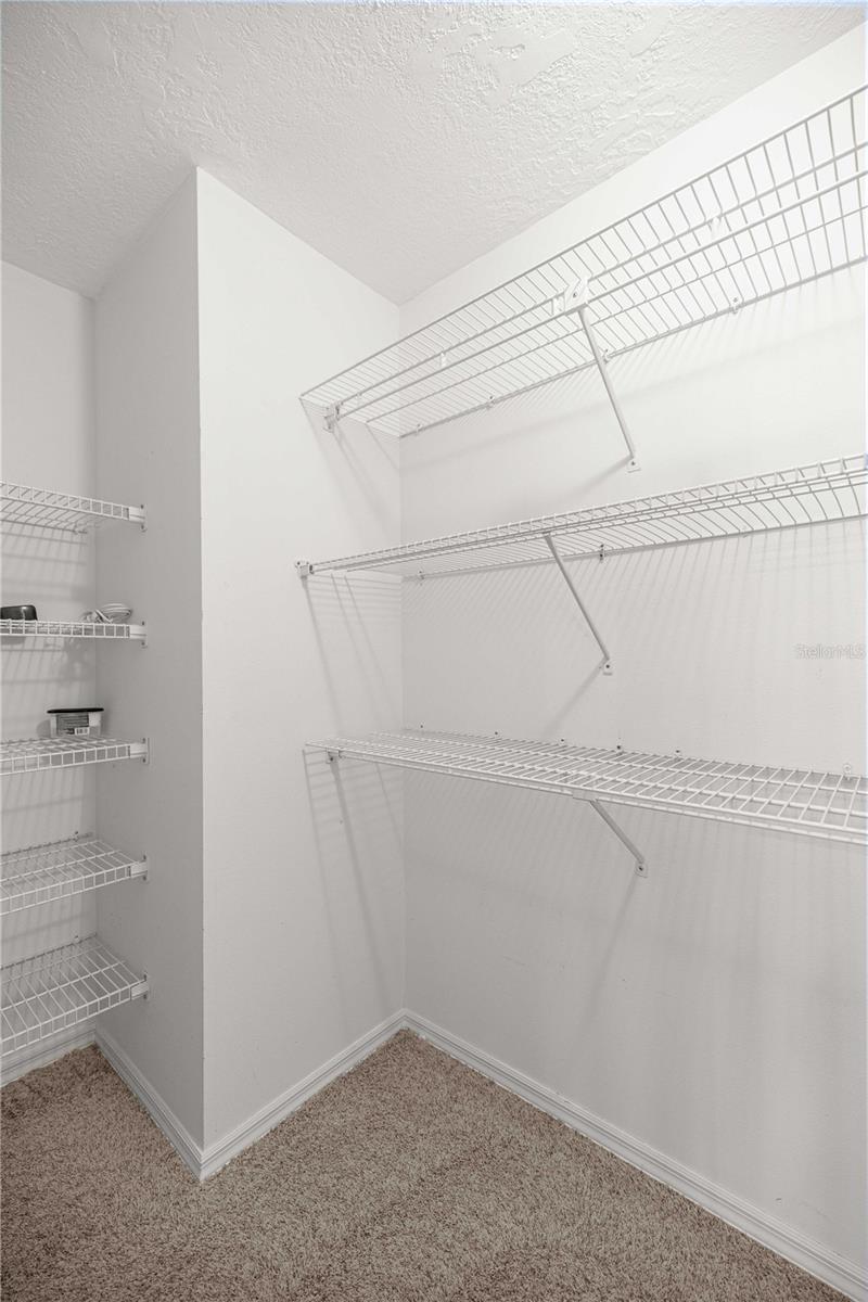 HICKORY MEADOWS - Residential