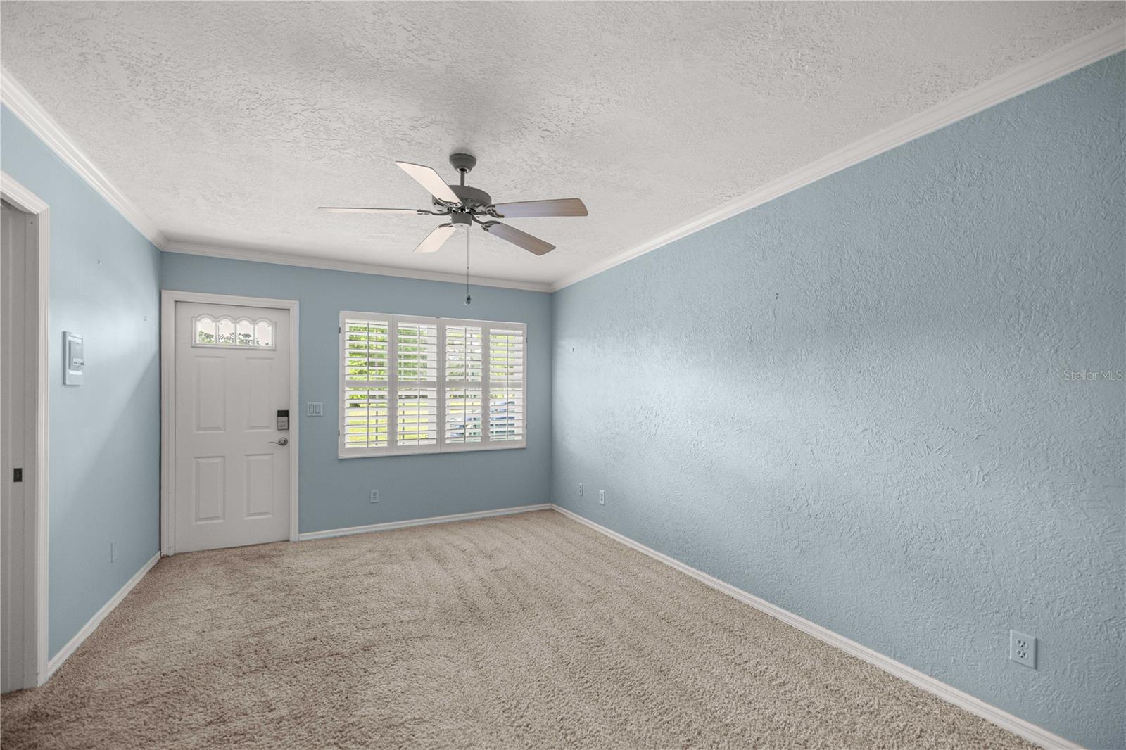 HICKORY MEADOWS - Residential