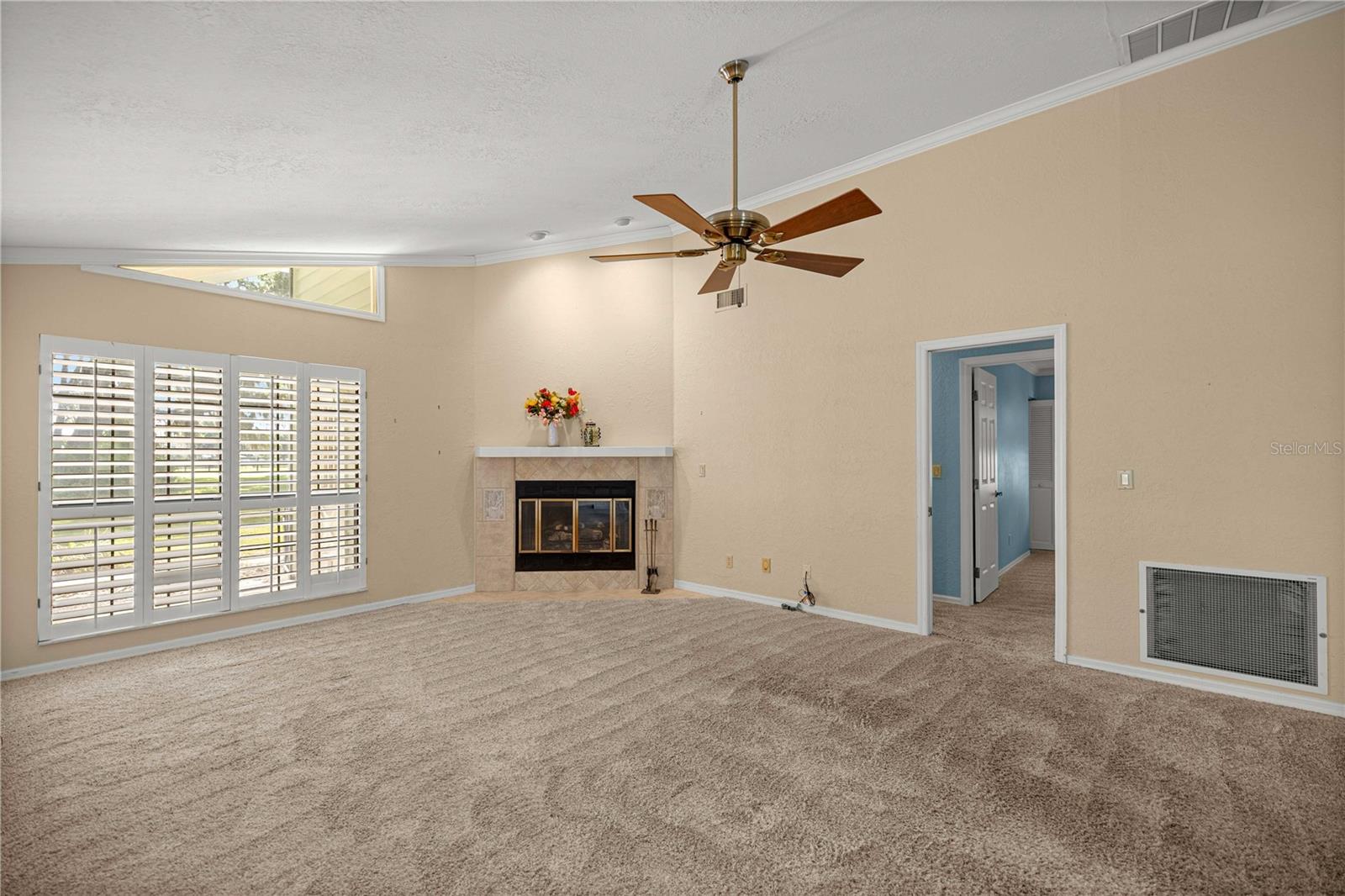 HICKORY MEADOWS - Residential