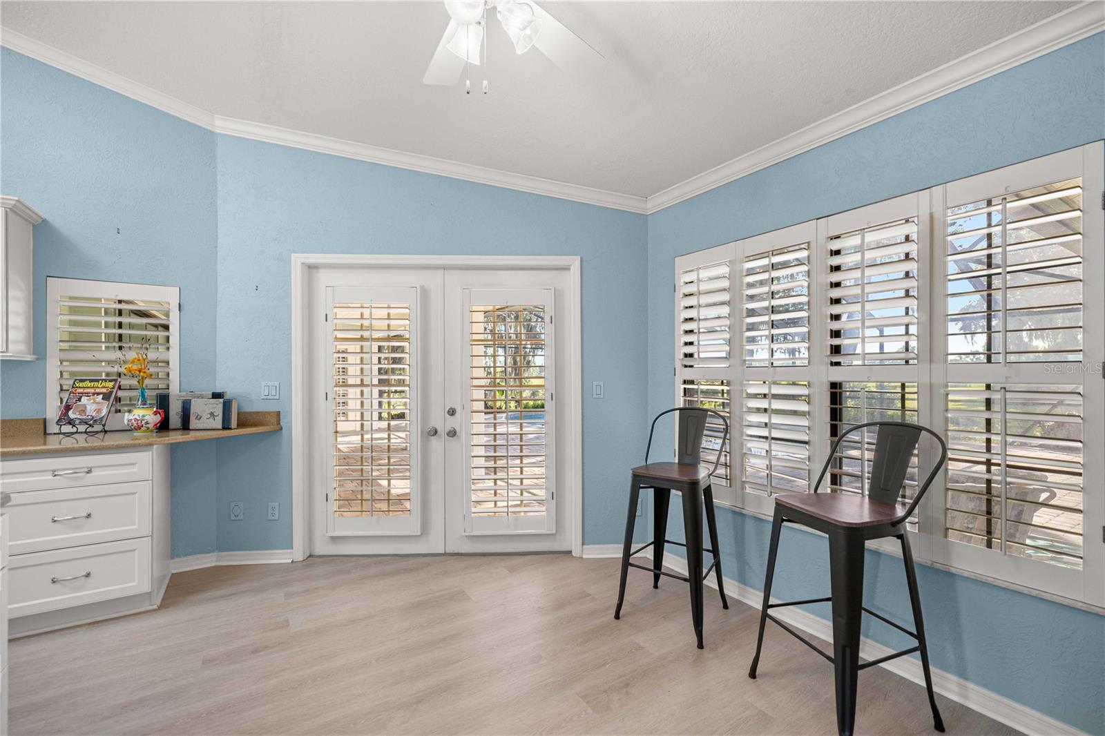 HICKORY MEADOWS - Residential