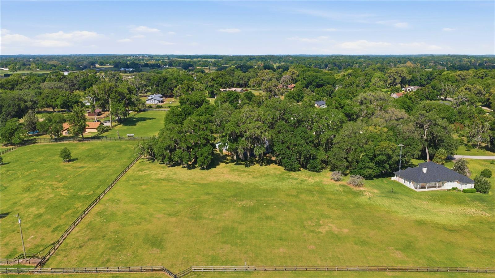 HICKORY MEADOWS - Residential