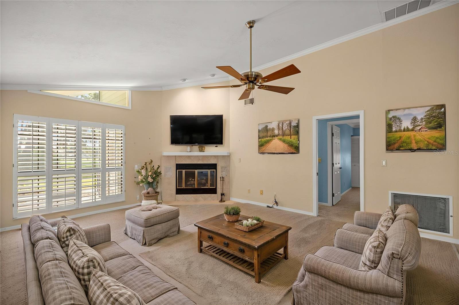 HICKORY MEADOWS - Residential