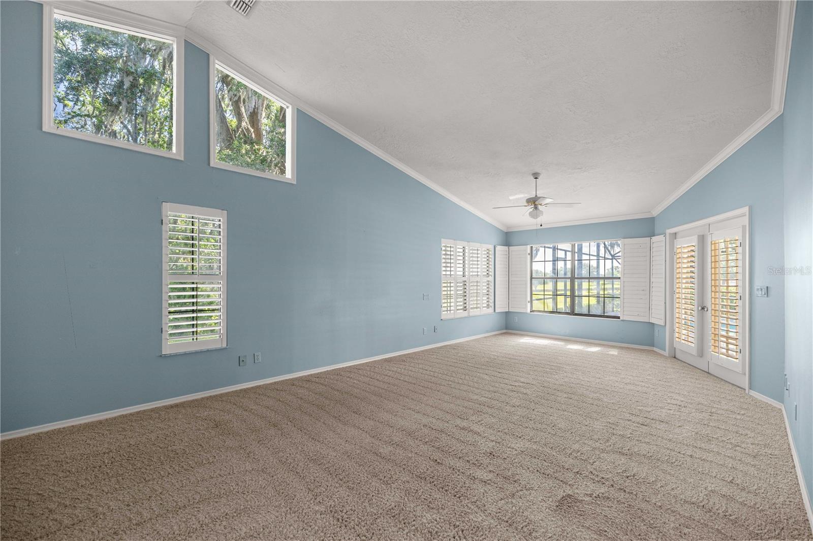 HICKORY MEADOWS - Residential