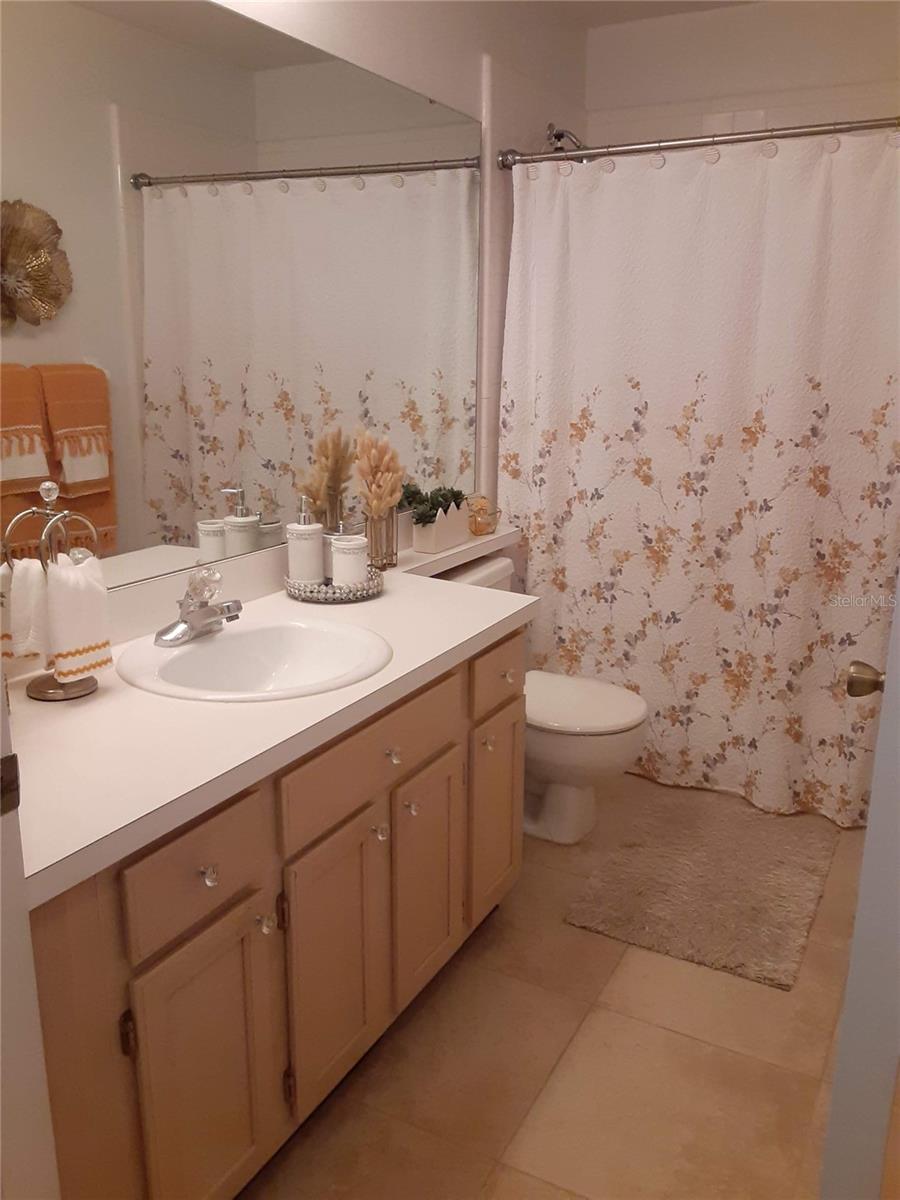 ISLAND COVE VILLAS PH 02 - Residential