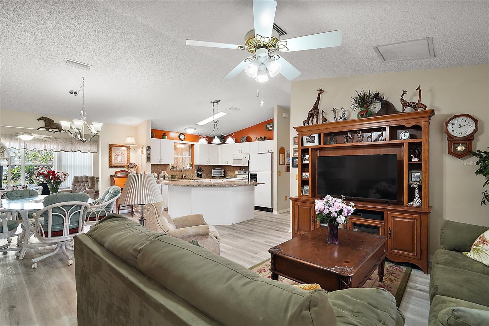 2538 PRIVADA DRIVE