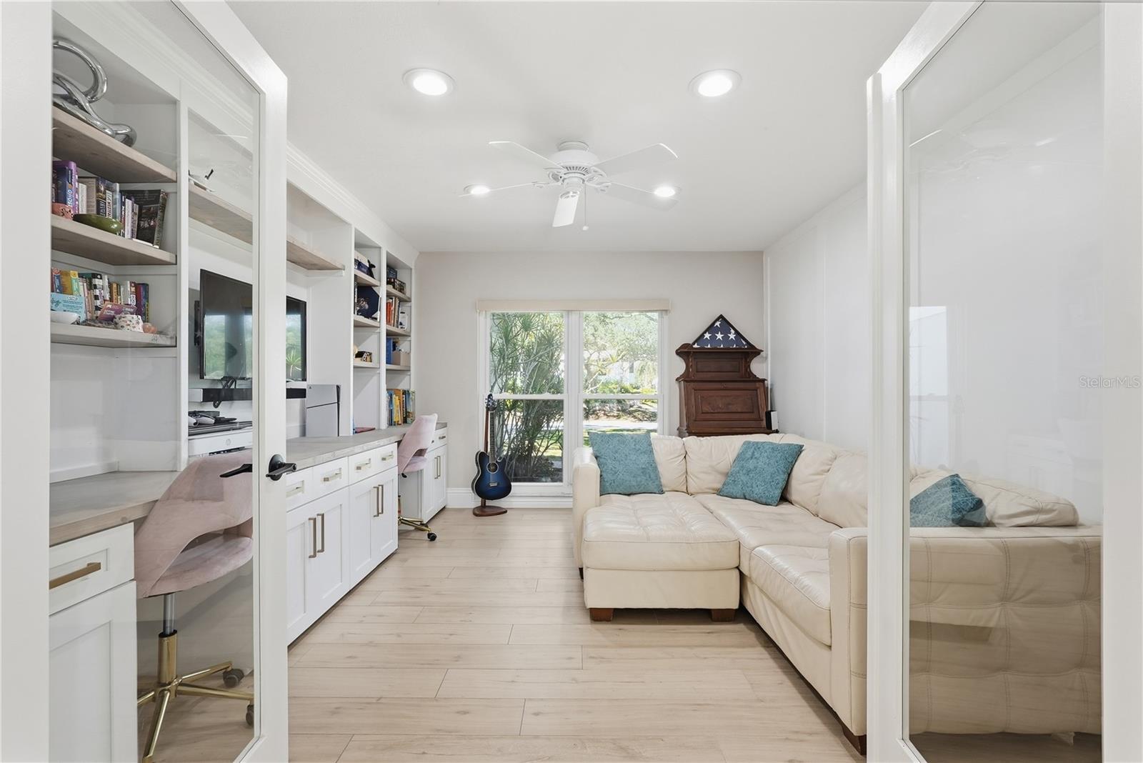 RIVIERA BAY 1ST ADD - Residential