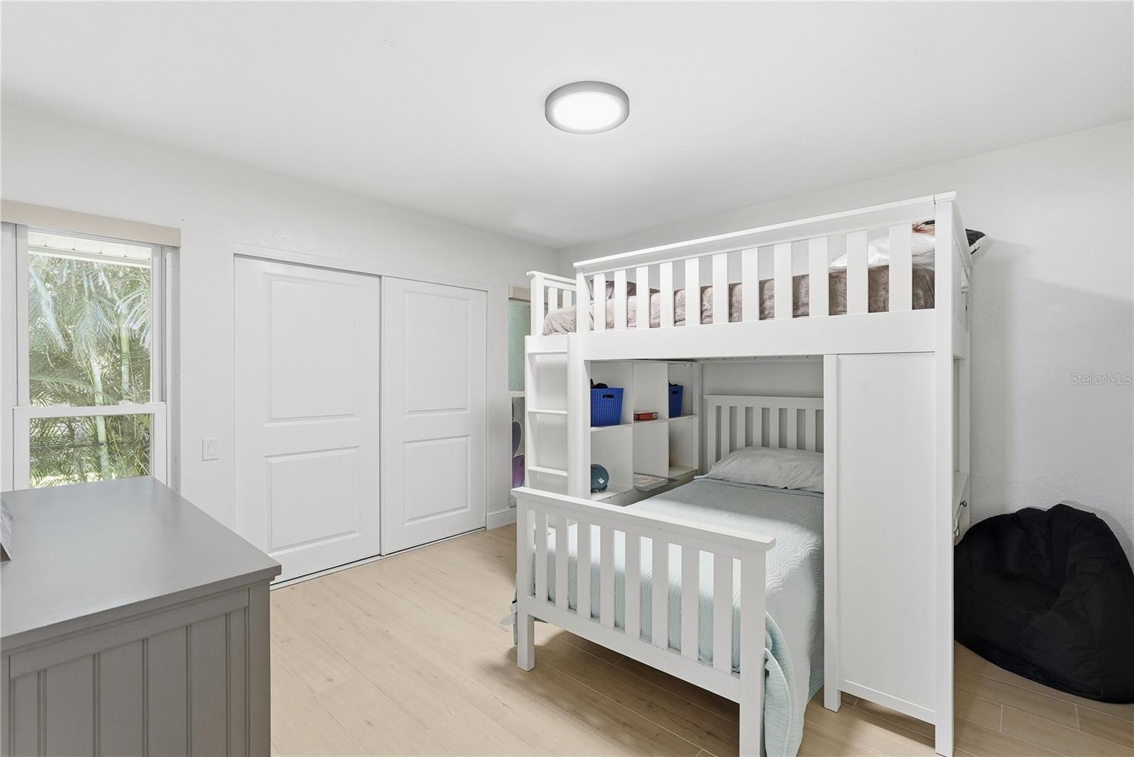 RIVIERA BAY 1ST ADD - Residential