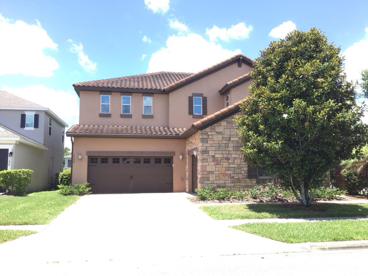 9240 WOODCRANE DRIVE