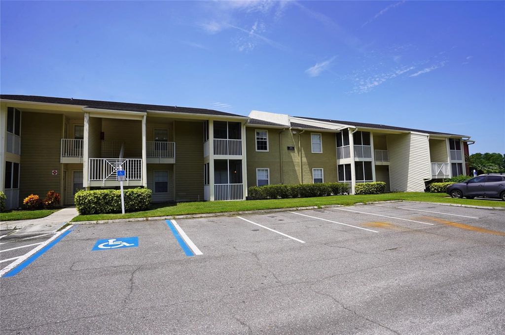 Photo of 314 Lake Parsons Green #102, Brandon, FL 33511 (MLS # C7513940)