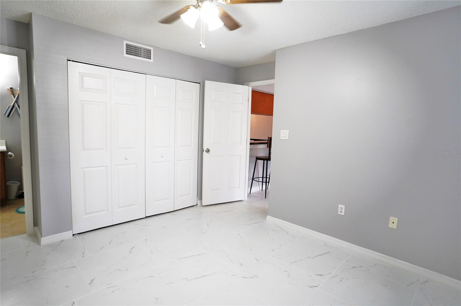 PARK LAKE AT PARSONS A CONDOMI - Residential