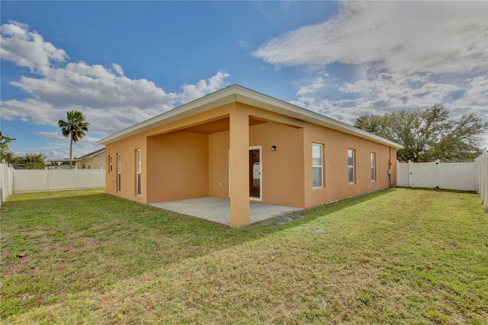 BVL UNIT 3 - Residential Lease