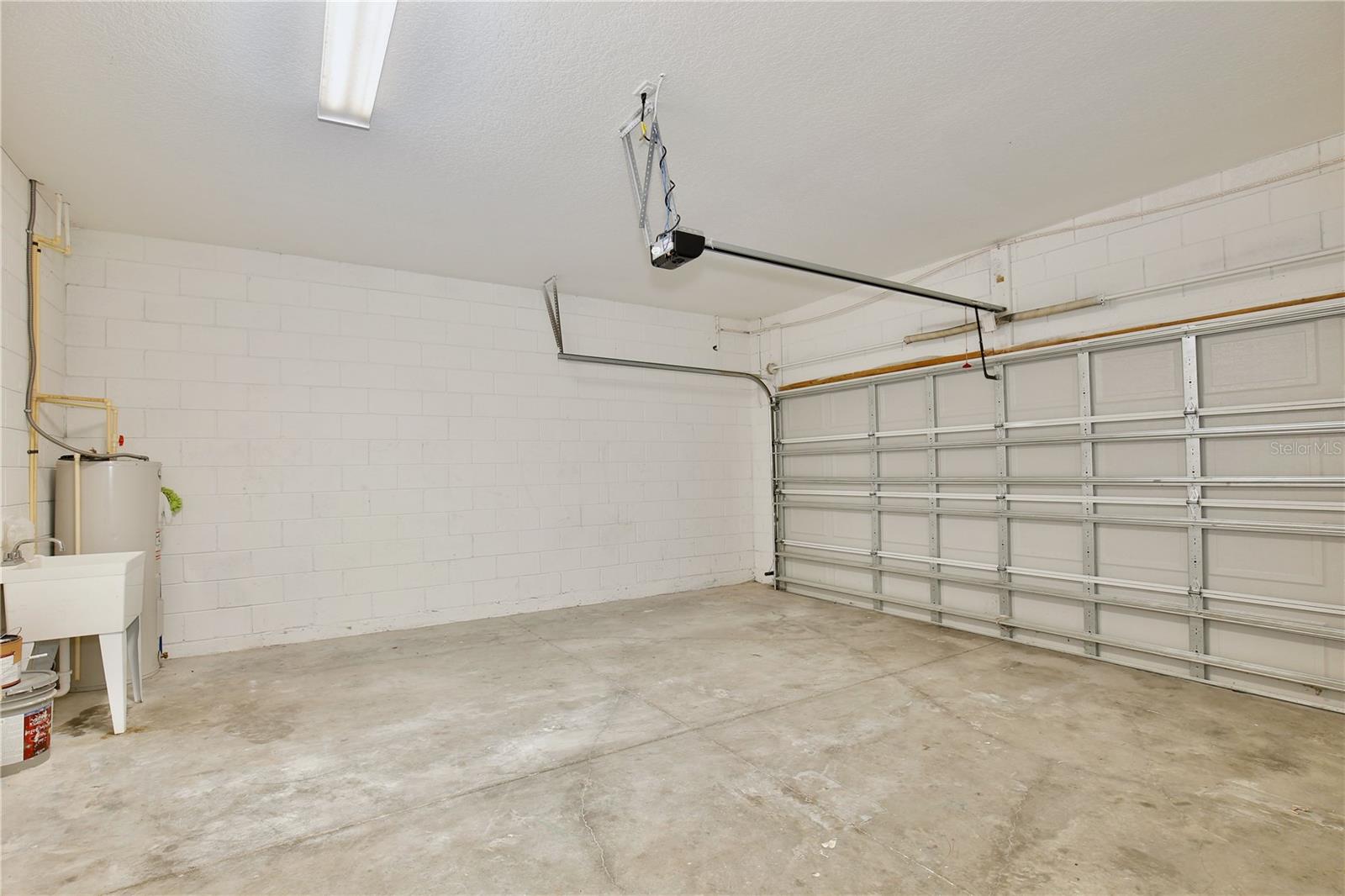 BVL UNIT 3 - Residential Lease