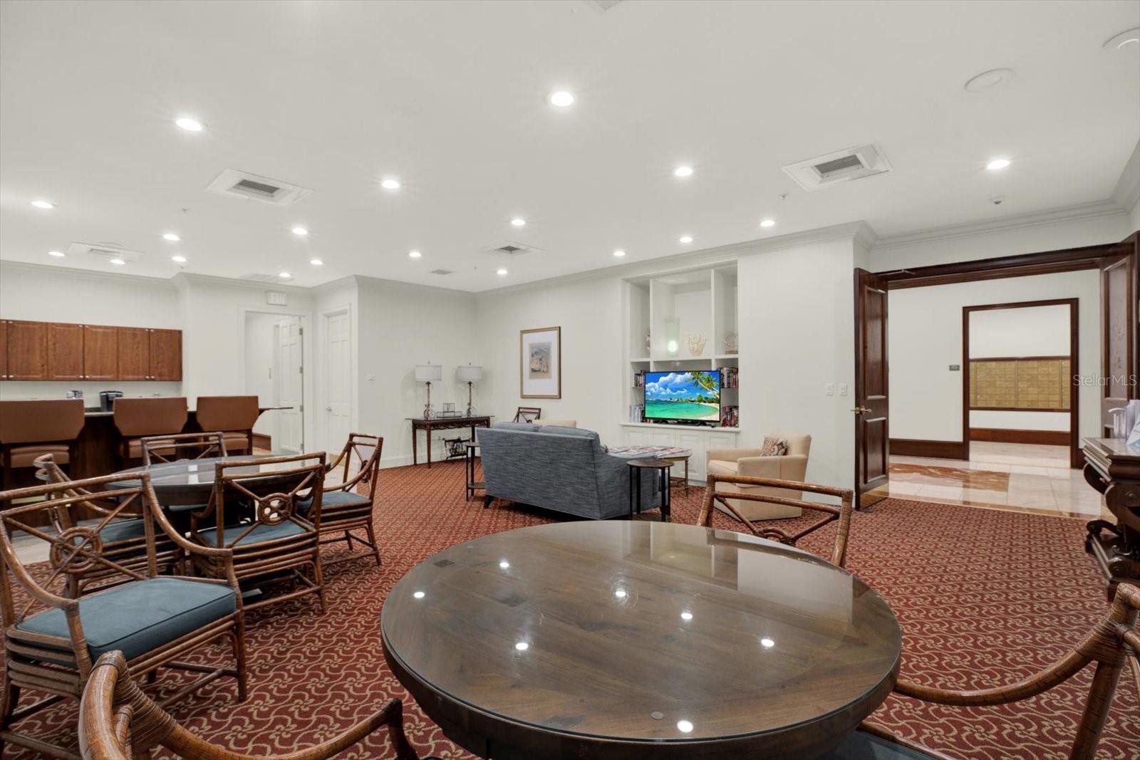 345 BAYSHORE A CONDO - Residential