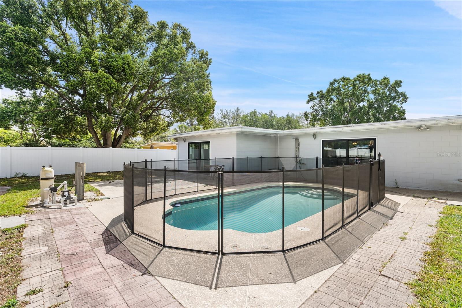 KINGSWOOD MANOR - Residential