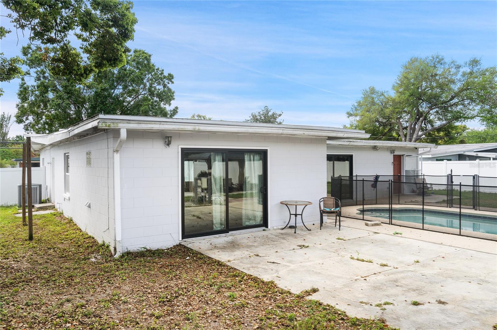 KINGSWOOD MANOR - Residential