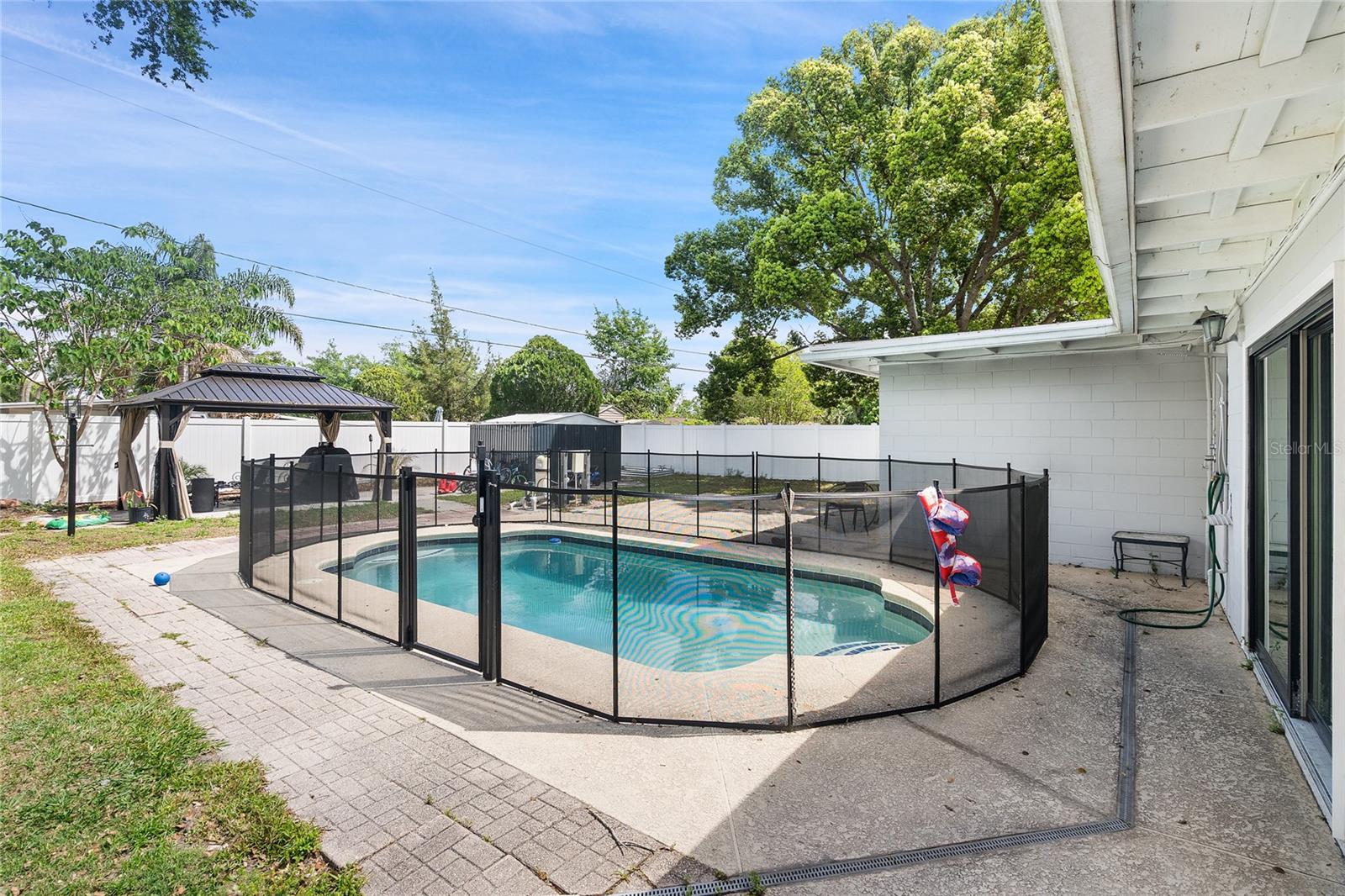 KINGSWOOD MANOR - Residential