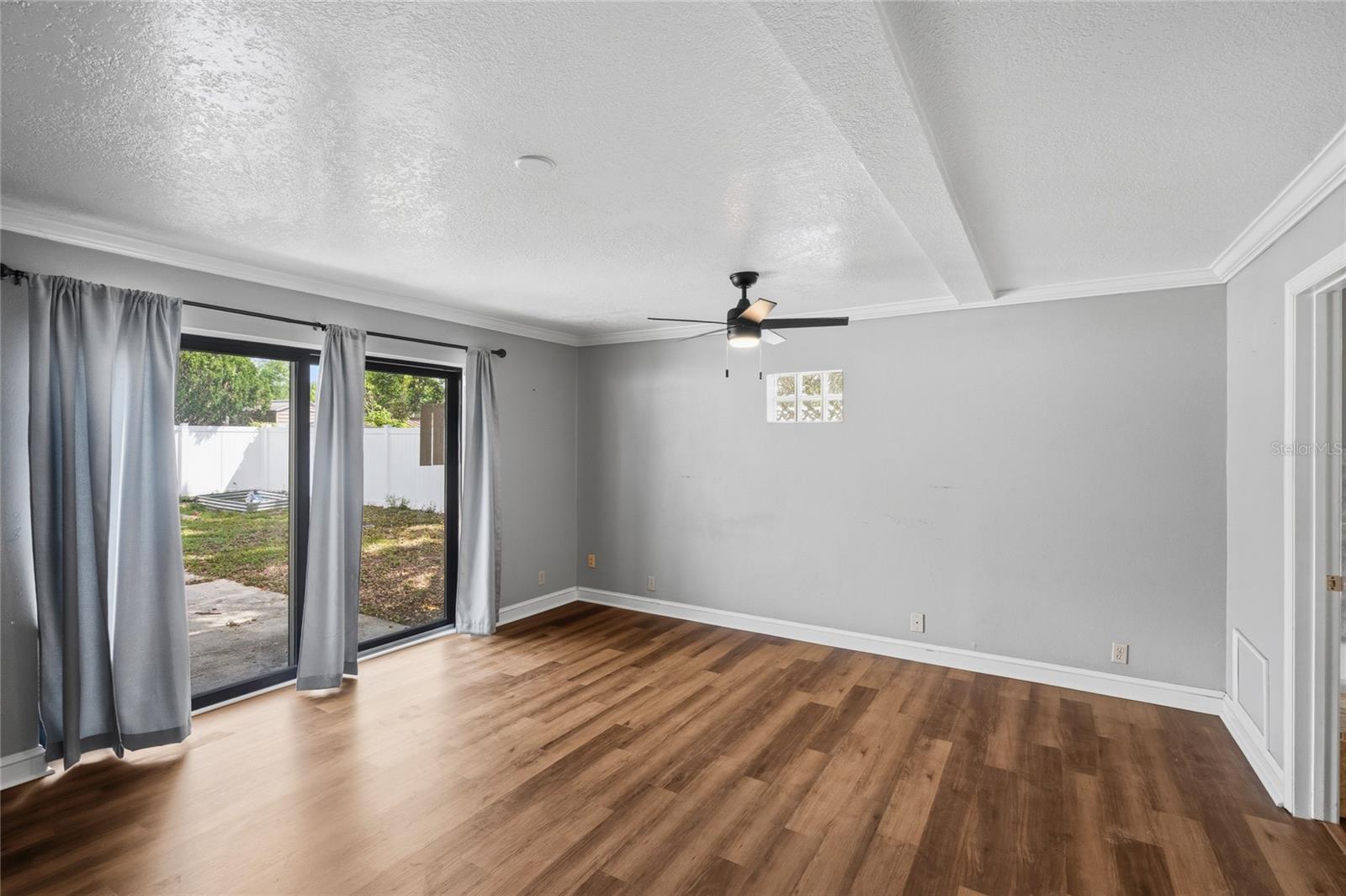 KINGSWOOD MANOR - Residential