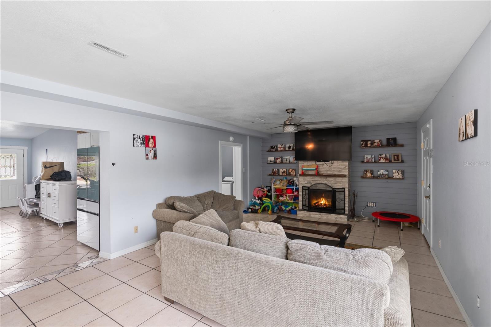 KINGSWOOD MANOR - Residential